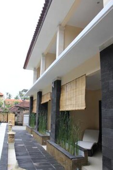 radha bali hotel