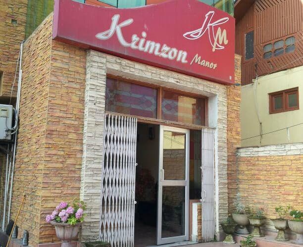 hotel krimzon manor