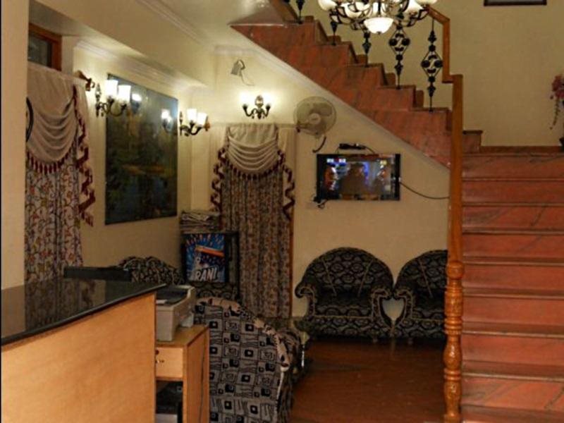 Hotel Krimzon Manor,Boulevard,1 star