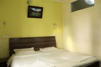 hotel curios all seasons