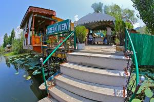 Hotel New Green View 1,Dal Lake>>Srinagar,2 star