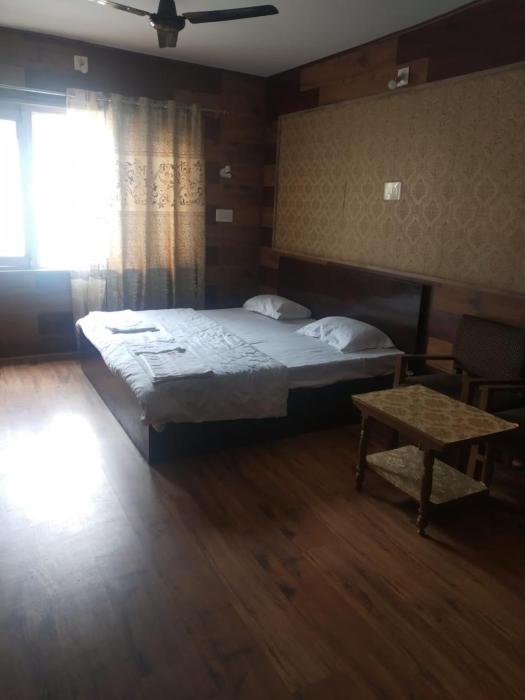 hotel ab i hayat