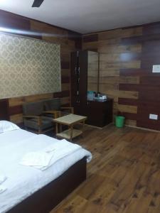 hotel ab i hayat