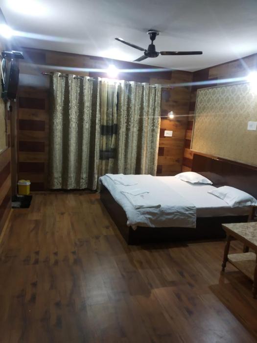 hotel ab i hayat