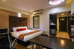 Hotel Lxia,Paud>>Hinjawadi,3 star