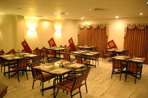 hotel gnanam