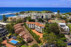 Terrigal Sails Serviced Apartments,Central Coast>>Avoca Beach,4 star