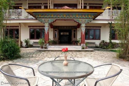 bamboo retreat hotel