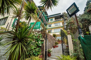 muscatel himalayan resort