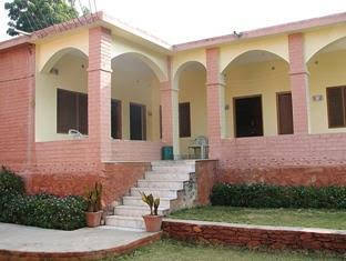 roopam resort