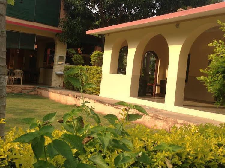 roopam resort