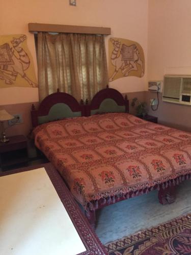 roopam resort