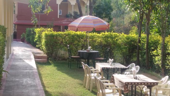 roopam resort