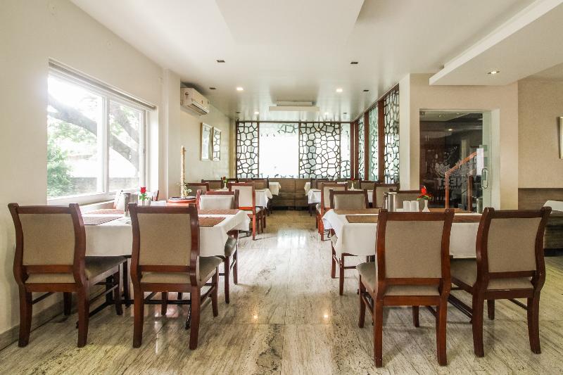 Hotel White Parrot,Mysore>>Karnataka,2 star