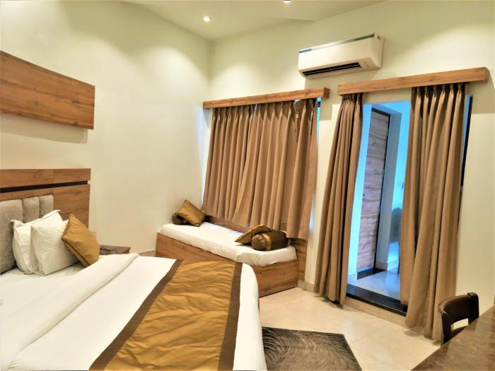 wood castle spa and resort