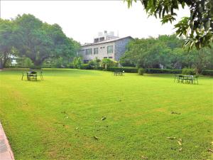 wood castle spa and resort