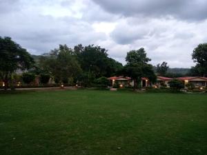 manu maharani resort