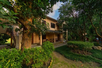 corbett wild resort a river access property