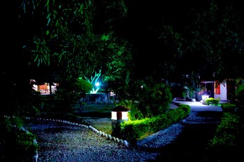 corbett wild resort a river access property