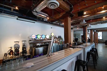 Hotel Ocho,Markham>>Downtown Toronto,4 star