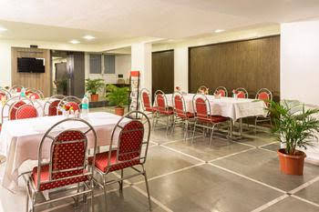 royal kourt hotel