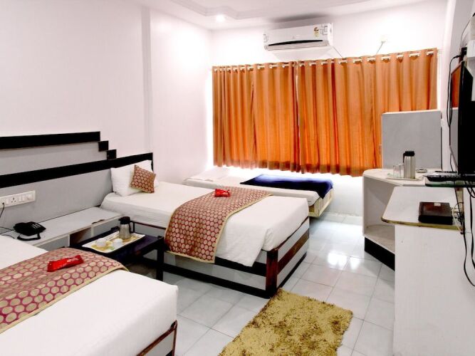 hotel raj