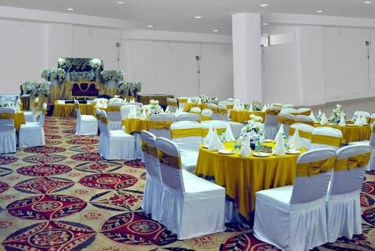 hotel sukhman international