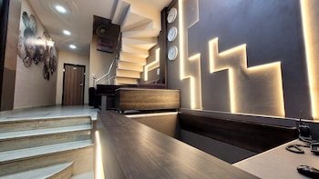 urban square by urban galaxy