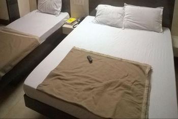 hotel signature