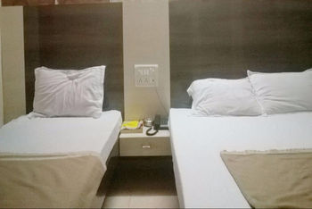 hotel signature