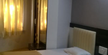 hotel signature