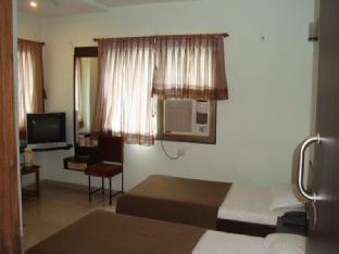 hotel r j residency