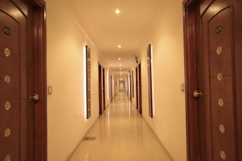 Hotel Kadamb Inn,In Ahmedabad (Ahmedabad City Centre),2 star