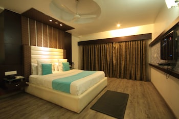 Hotel Kadamb Inn,In Ahmedabad (Ahmedabad City Centre),2 star