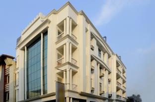 Hotel Europe Plaza,Railway Station Charbagh,3 star