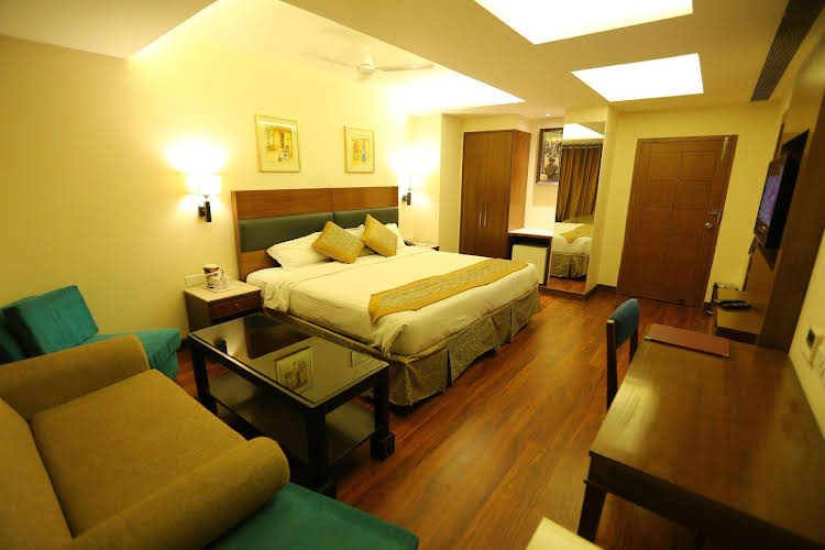 hotel president new court