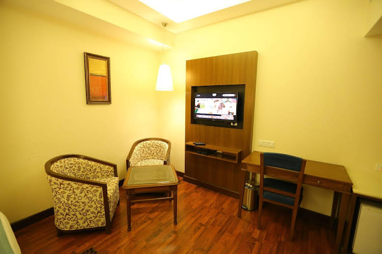 hotel president new court