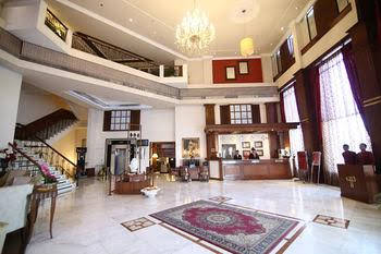 hotel president new court