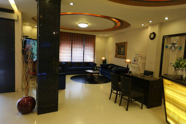 hotel president new court