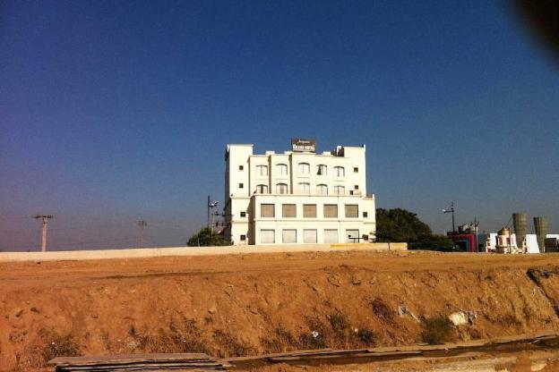 hotel majestic grand