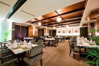 hotel majestic grand