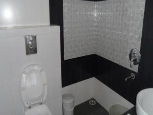 The Crown Hotel,Ranga Reddy>>Hyderabad,2 star