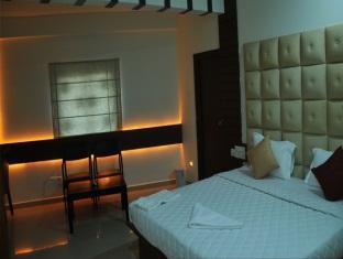the crown hotel