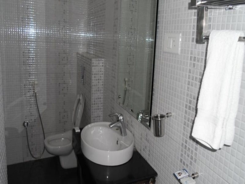 the crown hotel