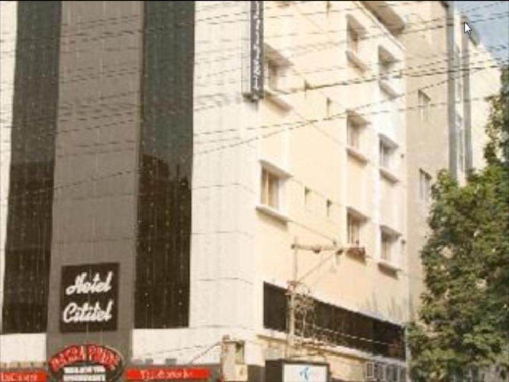 Budget Hotels in Hyderabad at Just Rs.500 | Cheap Hotels in Delhi