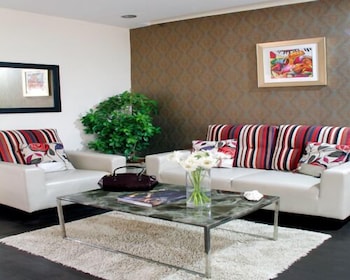 hotel at home suites