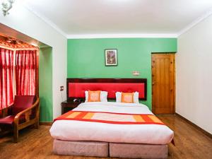 Hotel City Palace,Upper Tukcha Road,3 star