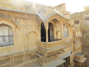 hotel suraj