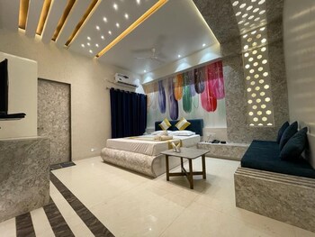 hotel bhagya laxmi