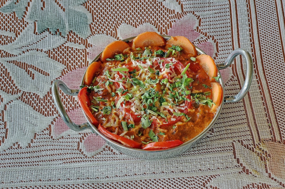 hotel ashoka nakki lake 450 metre